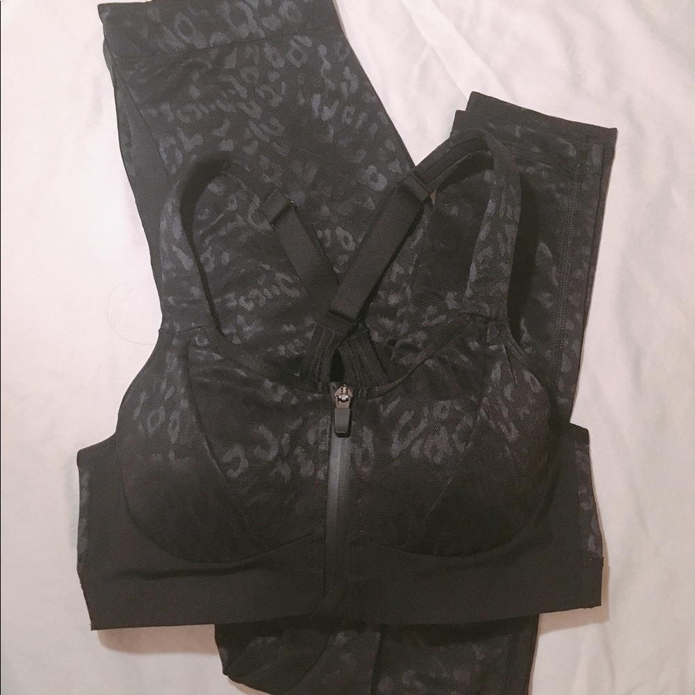 Victoria Sport black cheetah print sports bra & leggings bundle
